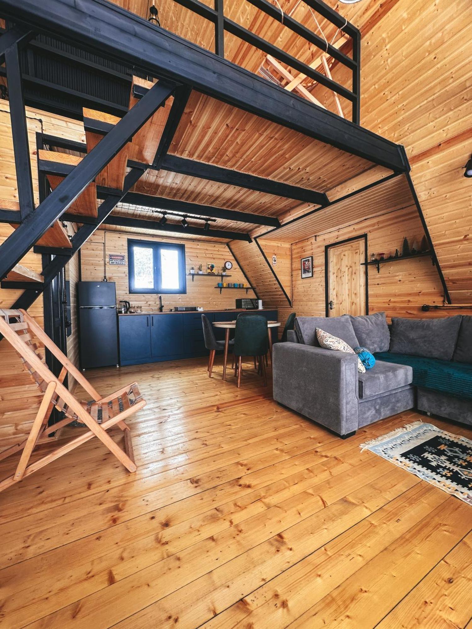 Villa Wildwood Kazbegi Exterior foto