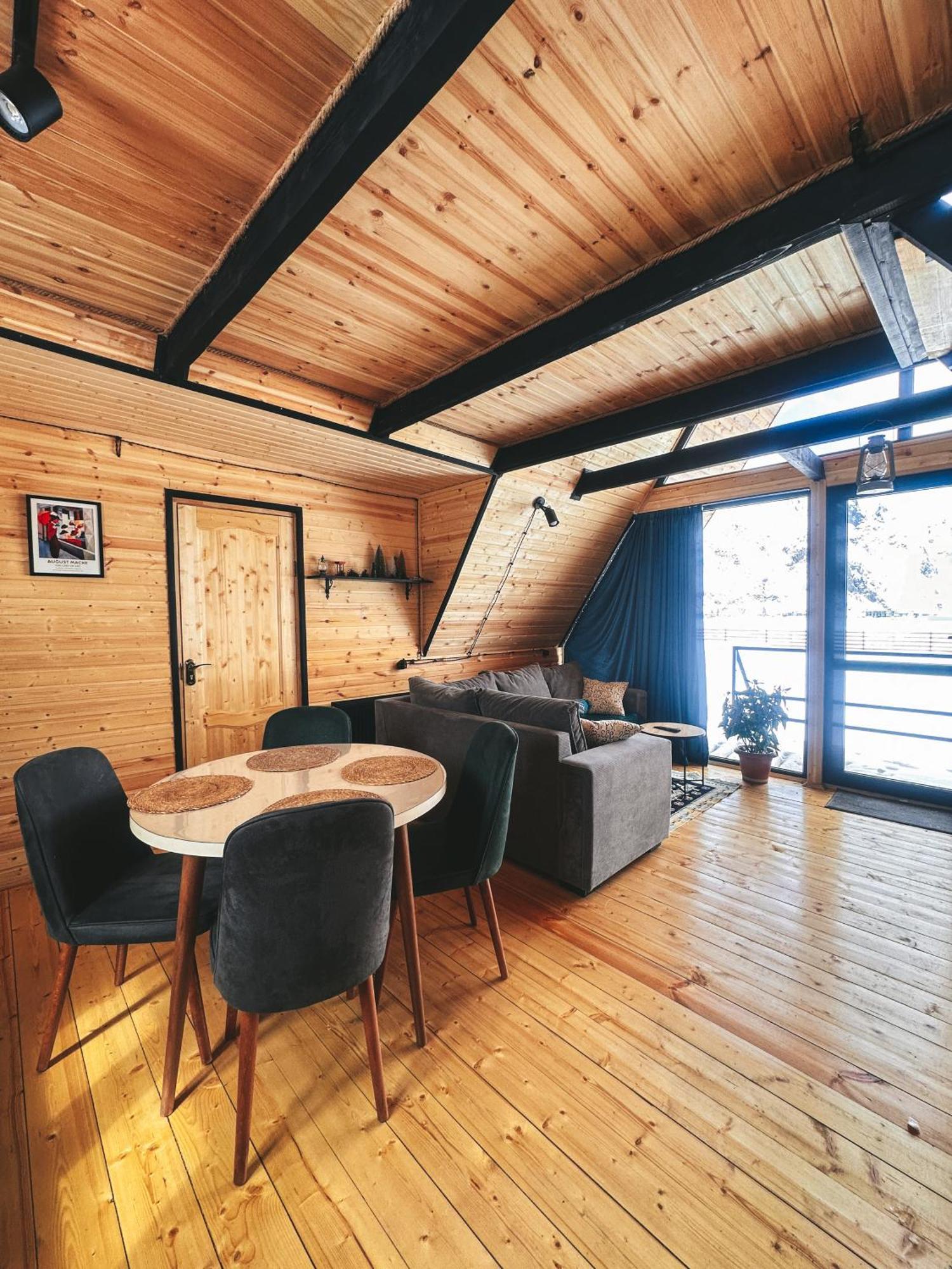 Villa Wildwood Kazbegi Exterior foto